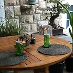 בית הארחה Flower House - Lapad
