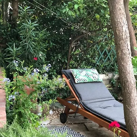 בית הארחה Flower House - Lapad דוברובניק