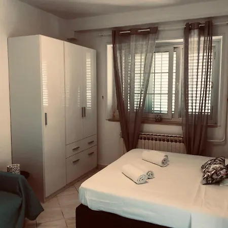 Flower House - Lapad 3*