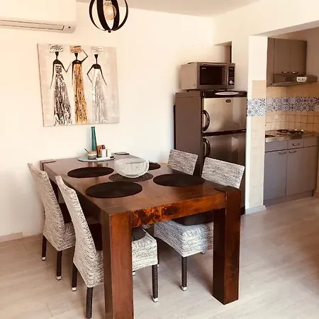 Flower House - Lapad 3*