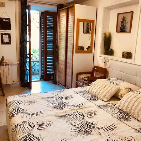 Flower House - Lapad ゲストハウス ドゥブロブニク