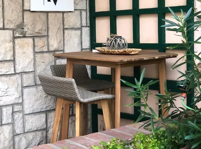 Flower House - Lapad 招待所