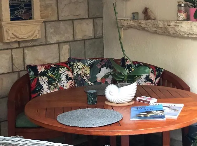 Flower House - Lapad 招待所