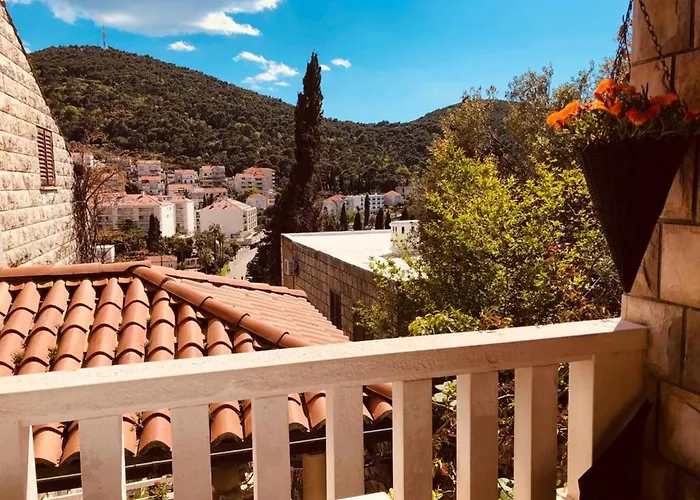 Flower House - Lapad