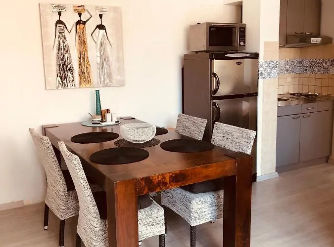 Flower House - Lapad 3*